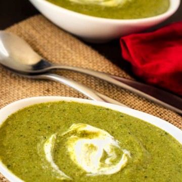 Side photo of broccoli quinoa soup.