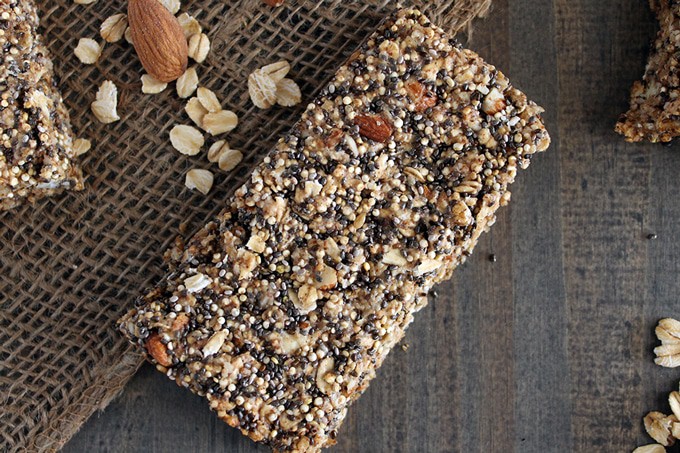 Quinoa Chia Seed Protein Bars - These Quinoa Chia Seed Protein Bars make the perfect healthy snack. This gluten free protein bar recipe will leave the whole family smiling.