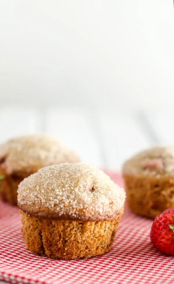 Strawberry Quinoa Muffins - WendyPolisi.com