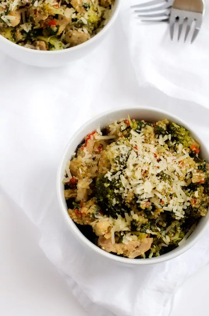 Broccoli, Spinach, Parmesan Quinoa Skillet - WendyPolisi.com