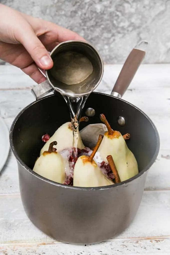 cranberry-spice-poached-pears_11