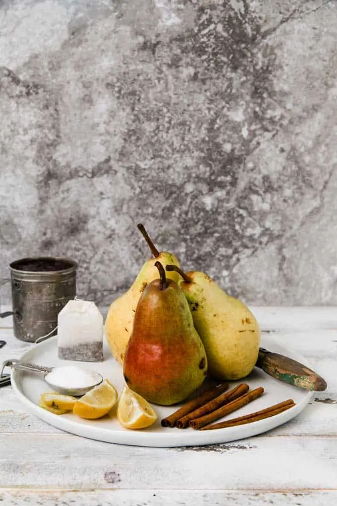 cranberry-spice-poached-pears_2